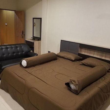 The Main Event Pattaya Bed & Breakfast ภายนอก รูปภาพ