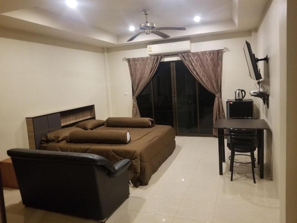 The Main Event Pattaya Bed & Breakfast ภายนอก รูปภาพ